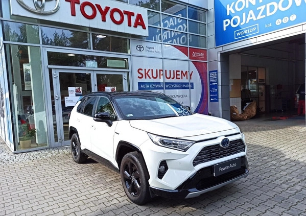 Toyota RAV4 cena 164900 przebieg: 41175, rok produkcji 2020 z Ozimek małe 137